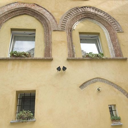 Archi Del '400 Appartamento Barolo Exterior foto